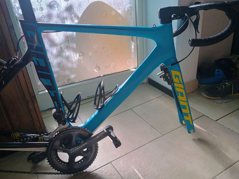 Used Giant Propel Advanced 0 2016 Frameset 2016 Road & Gravel, Blue — image 1 of 6