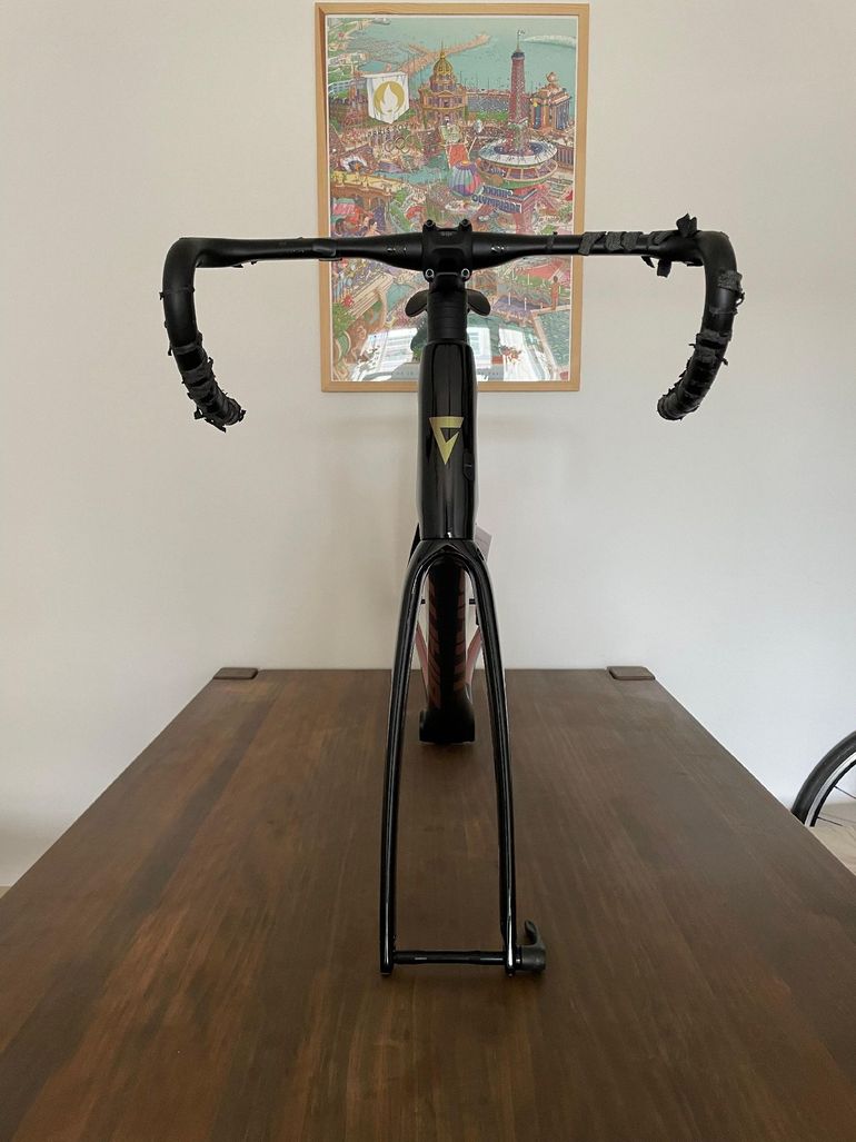 Used Giant Defy Advanced Pro 2 AXS 2023 Frameset 2023 Road & Gravel, Black — image 6 of 6