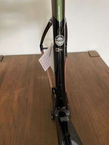 Used Giant Defy Advanced Pro 2 AXS 2023 Frameset 2023 Road & Gravel, Black — image 4 of 6