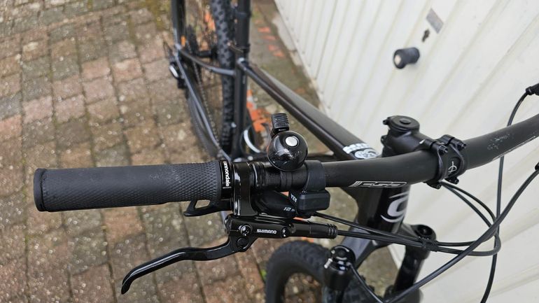 Used Cannondale Trail SL 3 2024 2024 Mountainbike, Black, 29 — image 12 of 14