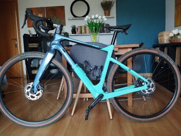 Used Bianchi Arcadex - GRX 600 2022 2022 Road & Gravel, Blue — image 2 of 5