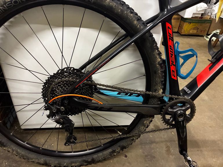 Used BH Ultimate 29 2017 2017 Mountainbike, Black, 29 — image 3 of 6
