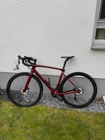 Used Specialized Roubaix Expert 2020 2020 Road & Gravel, Red — image 2 of 6
