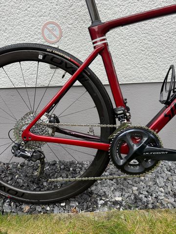 Used Specialized Roubaix Expert 2020 2020 Road & Gravel, Red — image 3 of 6