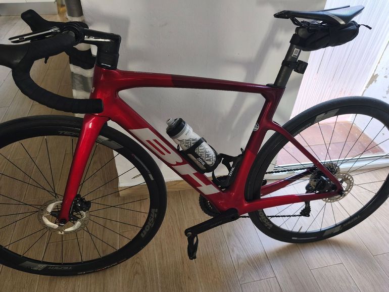 Used BH RS1 3.5 2022 2022 Road & Gravel, Red — image 2 of 4