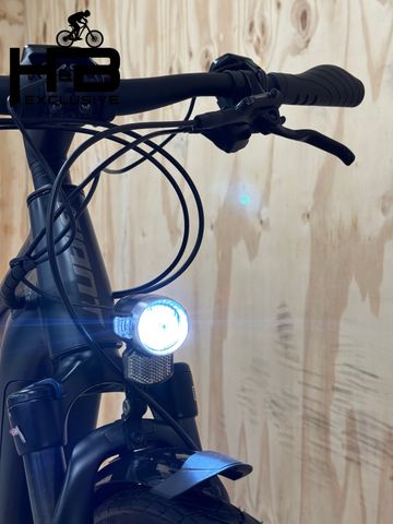 Used Giant Explore E+1 GTS Shimano Deore 2022 Mountainbike, Black — image 4 of 12