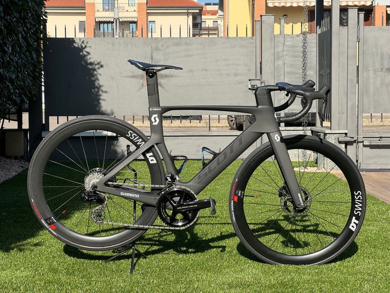 Used Scott Foil Shimano Dura Ace Di2 2024 Road & Gravel, Black — image 2 of 14