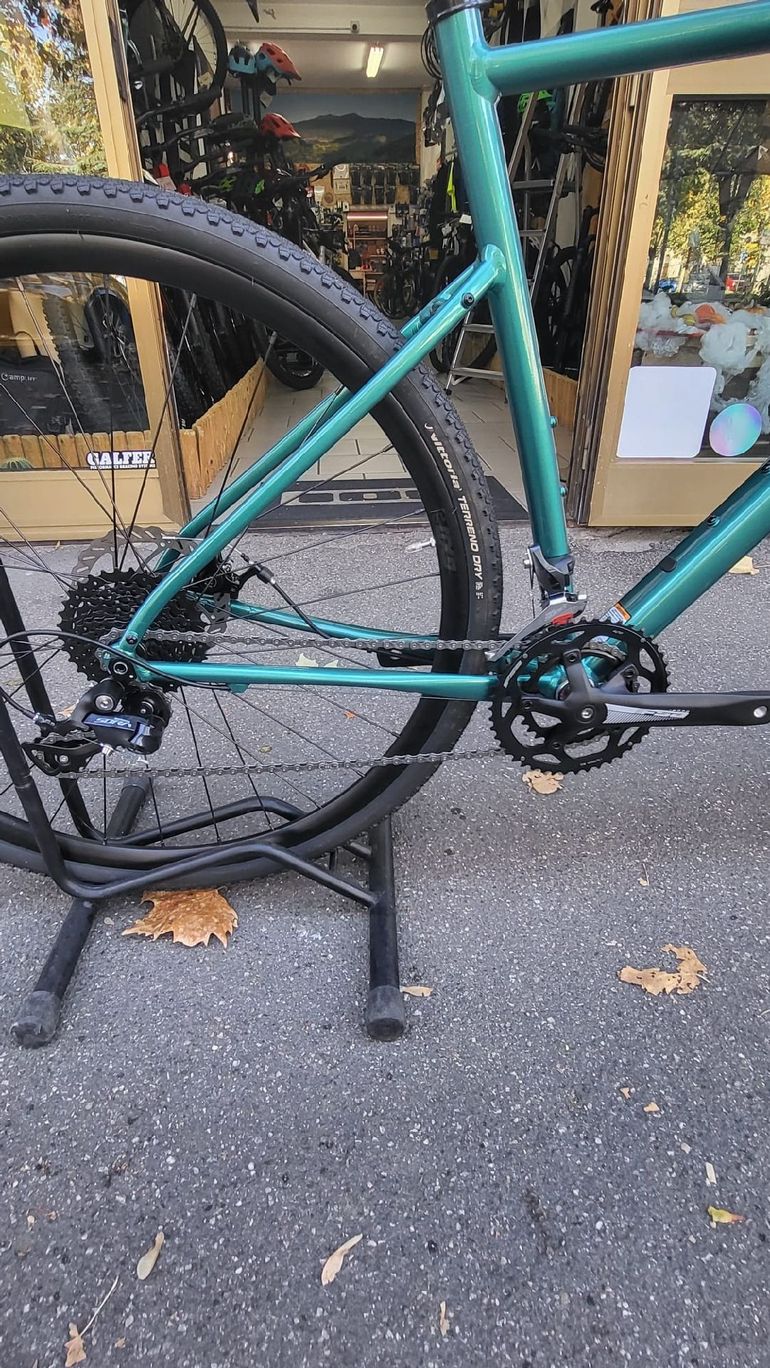 Used Cannondale Topstone Sora 2023 2023 Road & Gravel, Green — image 3 of 4