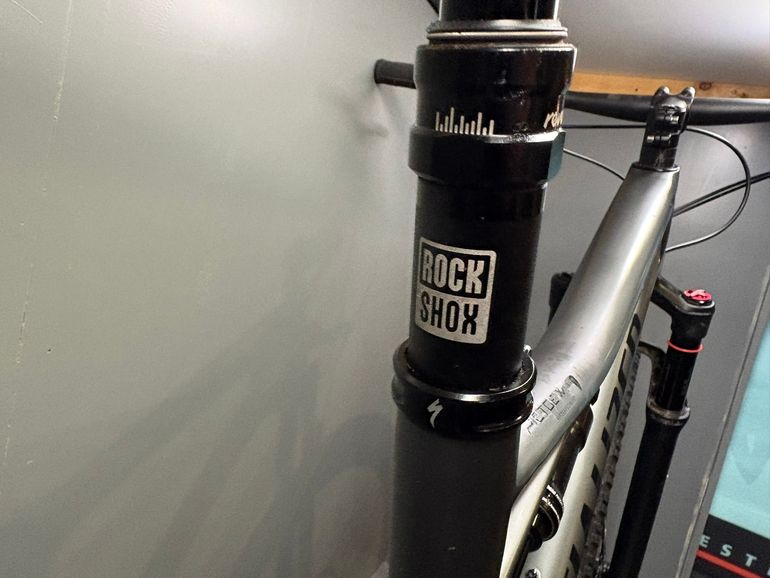 Used Specialized Men's Epic Expert 2019 2019 Mountainbike, Black, 29 — image 4 of 8