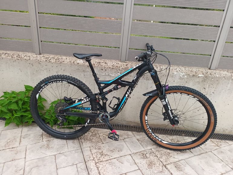 Used Specialized Enduro Elite 650b 2015 2015 Mountainbike, Black, 27.5 — image 1 of 6