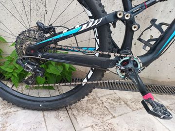 Used Specialized Enduro Elite 650b 2015 2015 Mountainbike, Black, 27.5 — image 3 of 6