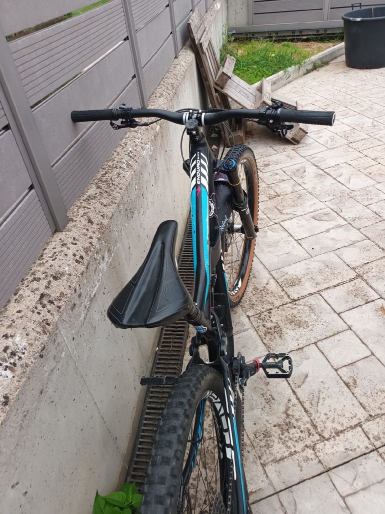 Used Specialized Enduro Elite 650b 2015 2015 Mountainbike, Black, 27.5 — image 6 of 6