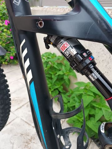 Used Specialized Enduro Elite 650b 2015 2015 Mountainbike, Black, 27.5 — image 4 of 6