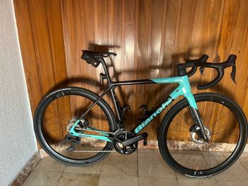 Used Bianchi Specialissima Shimano Ultegra Di2 2024 Road & Gravel