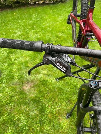 Used Trek Remedy SRAM GX Eagle AXS (T-Type) 2022 Mountainbike, Red — image 5 of 6