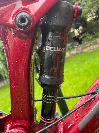 Used Trek Remedy SRAM GX Eagle AXS (T-Type) 2022 Mountainbike, Red — image 4 of 6