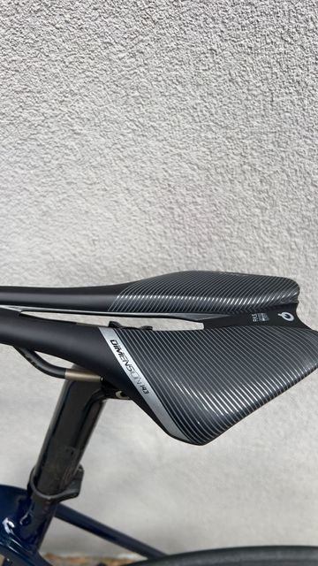 Used Trek Emonda Shimano Ultegra 2022 Road & Gravel, Blue — image 5 of 11