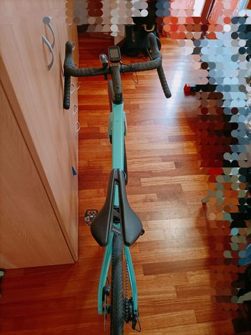 Used Bianchi Impulso Pro GRX 600 2024 2024 Road & Gravel, Green — image 4 of 6