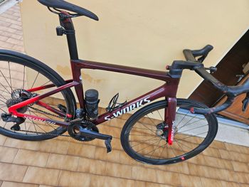 Used Specialized SL7 2022 Road & Gravel, Red — image 2 of 3