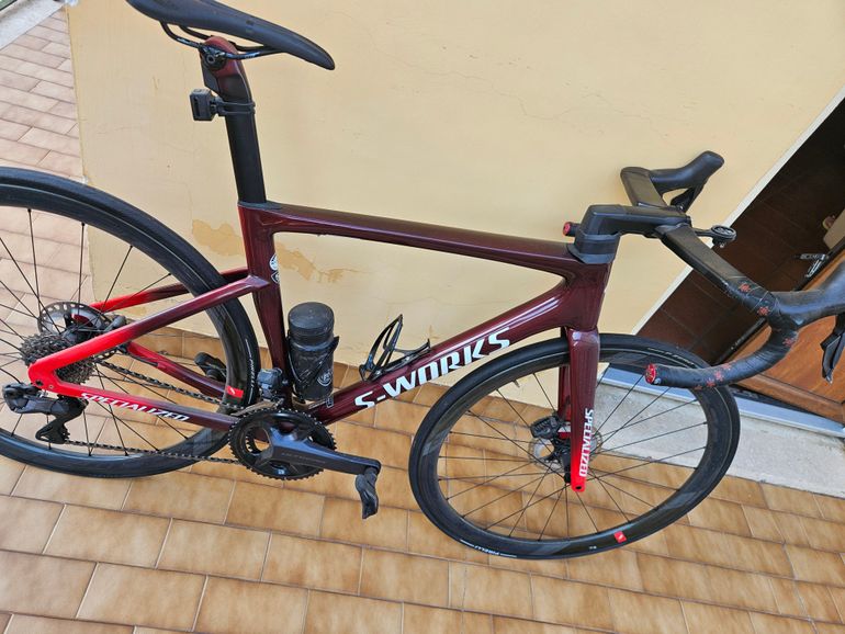 Used Specialized SL7 2022 Road & Gravel, Red — image 2 of 3