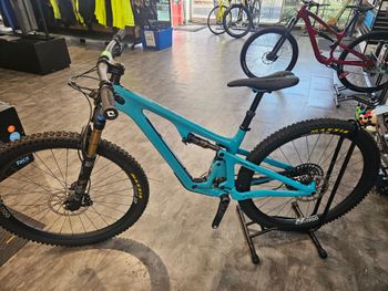 Used Yeti T1 2024 Mountainbike, Blue — image 3 of 9