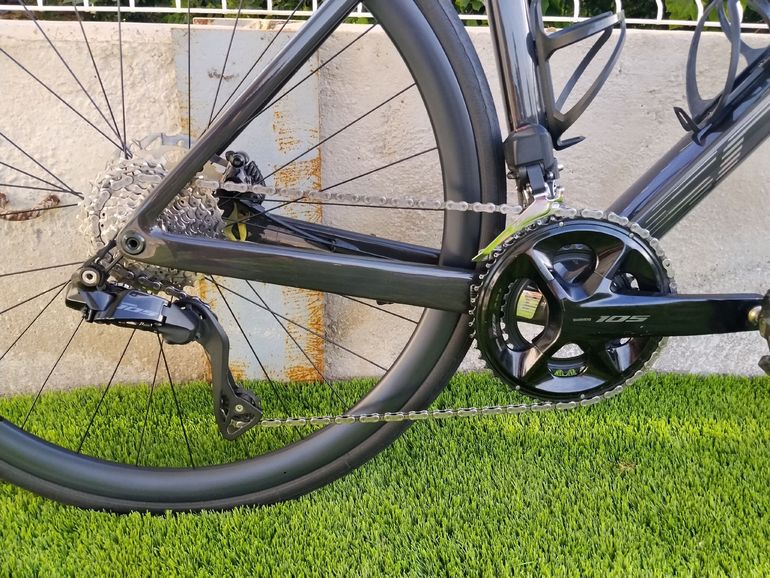 Used Scott Addict RC 40 2024 2024 Road & Gravel, Black — image 3 of 11