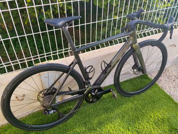 Used Scott Addict RC 40 2024 2024 Road & Gravel, Black — image 4 of 11