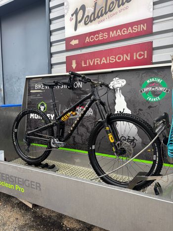 Used Commencal META V5 OHLINS EDITION 2024 2024 MTB
