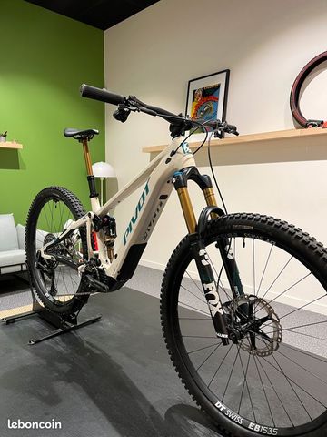 Použité Pivot Shuttle AM Pro XO T.M 2024 Mountainbike — obrázek 4 z 5