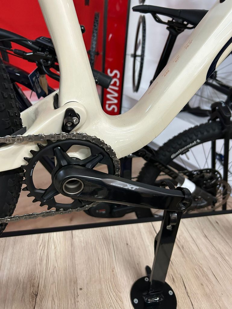 Used Orbea Oiz Shimano Deore XT 2025 Mountainbike, Black — image 5 of 7