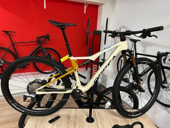 Used Orbea Oiz Shimano Deore XT 2025 MTB