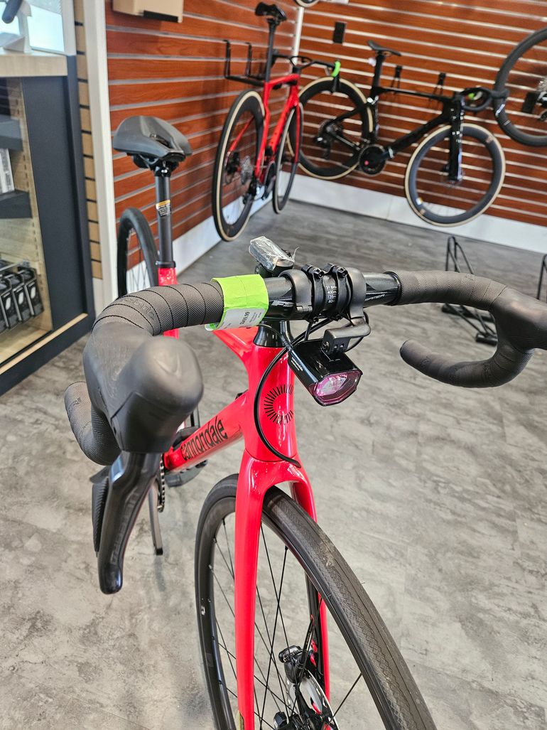 Used Cannondale Synapse Carbon 2 RLE 2022 2022 Road & Gravel, Red — image 6 of 8