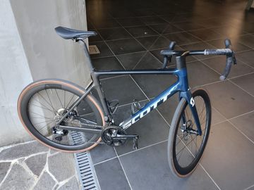 Used Scott Addict RC Pro 2023 2023 Road & Gravel, Blue — image 3 of 6