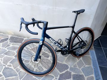 Used Scott Addict RC Pro 2023 2023 Road & Gravel, Blue — image 1 of 6