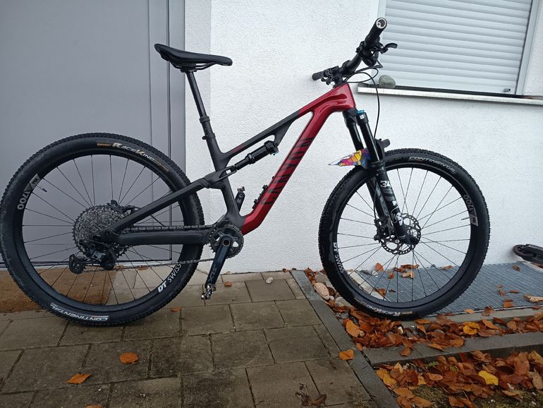 Used Canyon Neuron CF 8 2023 2023 Mountainbike, Red, 27.5 (650B) — image 1 of 5