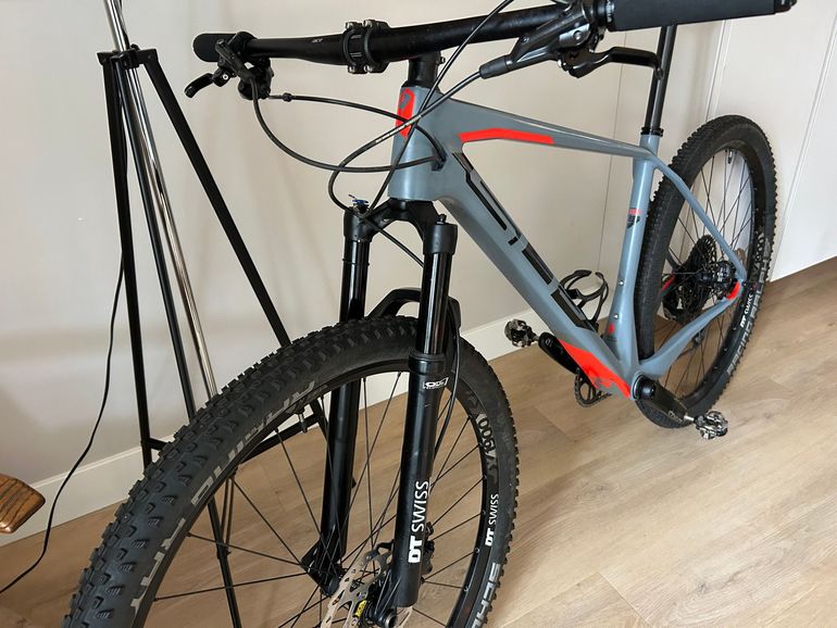 Used Superior Xp969 2020 Mountainbike, Light Gray — image 8 of 16
