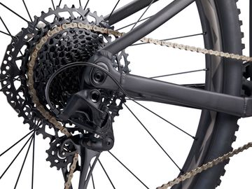 Used Liv Embolden 1 2022 2022 Mountainbike, Black, 29 — image 2 of 5