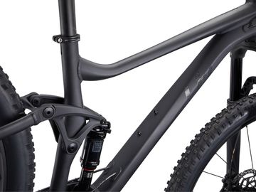Used Liv Embolden 1 2022 2022 Mountainbike, Black, 29 — image 4 of 5
