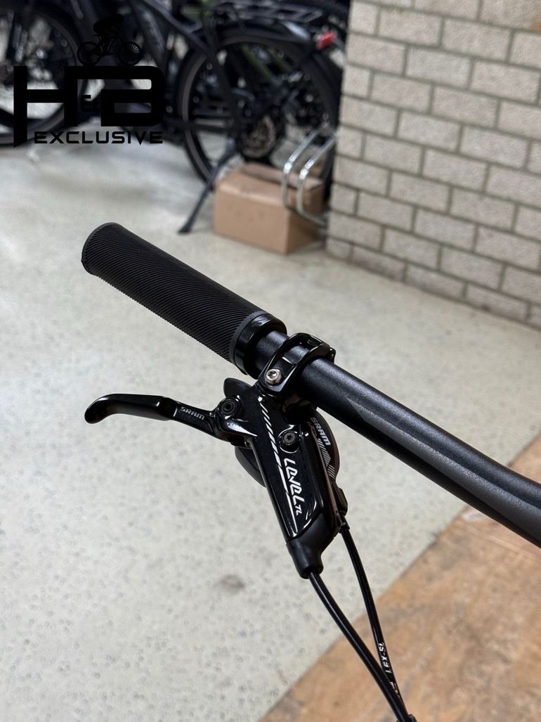 Used Specialized Epic EVO Comp SRAM NX 2020 Mountainbike, Black — image 6 of 13