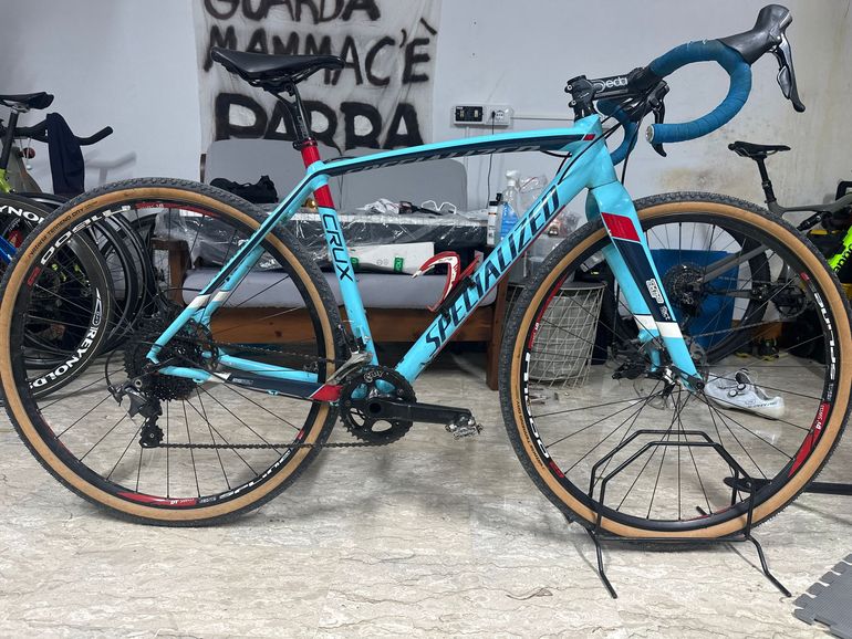 Used Specialized Crux Shimano Ultegra 2016 Road & Gravel, Blue — image 1 of 5