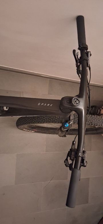 Used Scott Spark RC Team 2024 2024 Mountainbike, Black, 29 — image 4 of 8