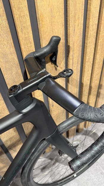 Used Specialized Sl8 2024 Road & Gravel, Black — image 10 of 18