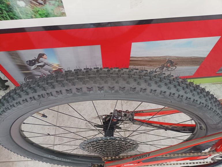 Used Ghost Lector SF 2023 Mountainbike, Red — image 9 of 14