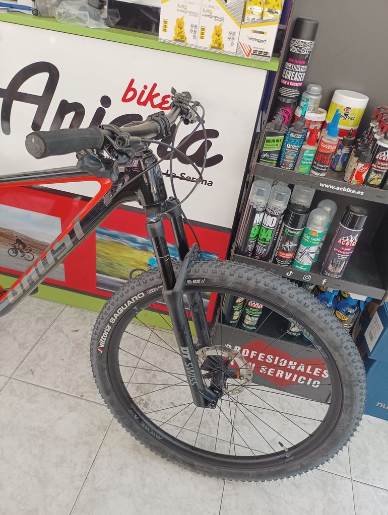 Used Ghost Lector SF 2023 Mountainbike, Red — image 8 of 14