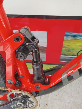 Used Ghost Lector SF 2023 Mountainbike, Red — image 11 of 14