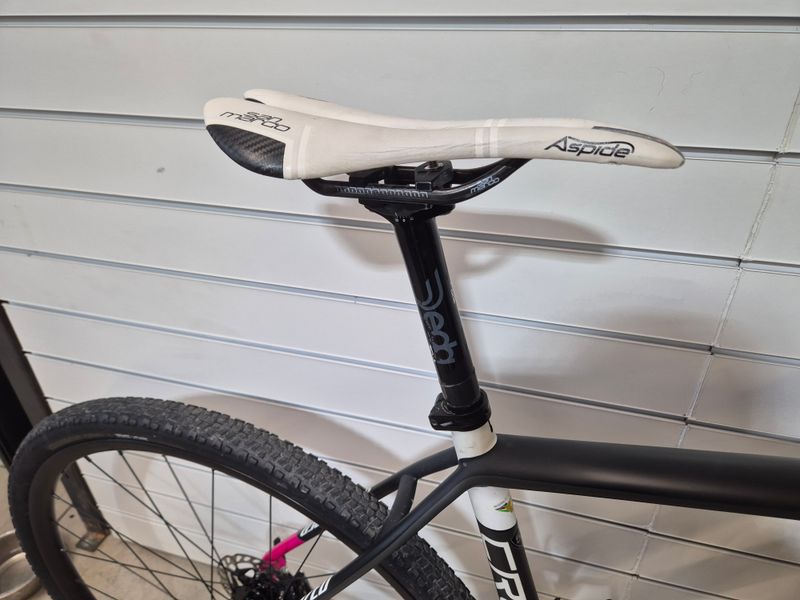 Specialized Crux Custom Carbon 2021 Road & Gravel usato, Nero — immagine 9 di 13