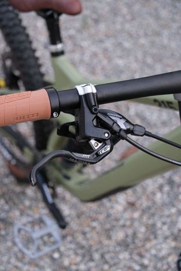 Used CUBE TWO15 RACE 27.5 2024 2024 Mountainbike, Green, 27.5 — image 6 of 13