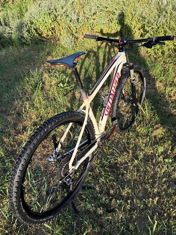 Used Specialized Stumpjumper Shimano XTR 2017 Mountainbike, White — image 3 of 4