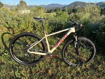 Used Specialized Stumpjumper Shimano XTR 2017 Mountainbike, White — image 2 of 4