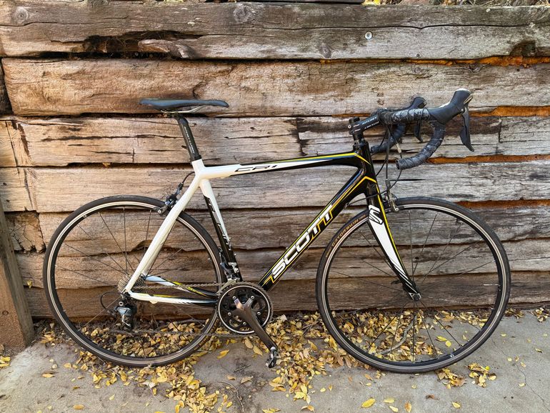 Used Scott 2009 Scott Cr1 2009 Road & Gravel, White — image 1 of 14